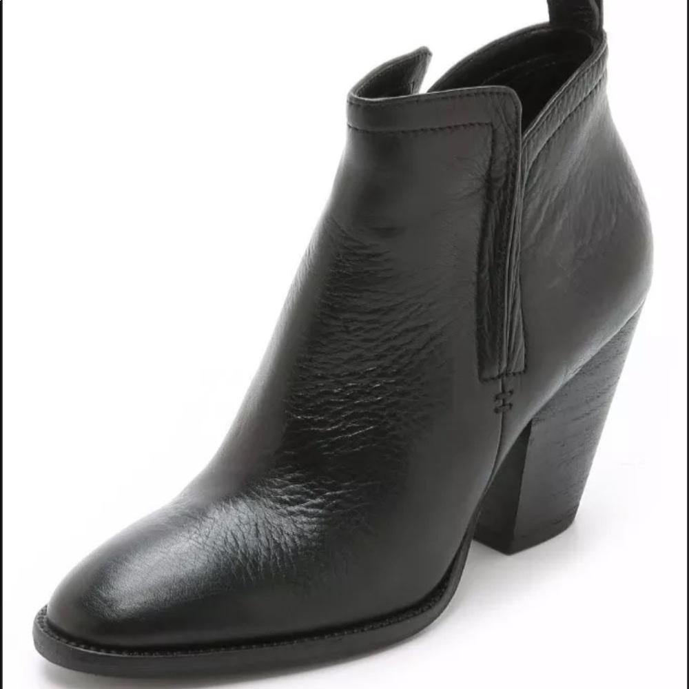 Dolce Vita Hastings Boots In Excellent Condition